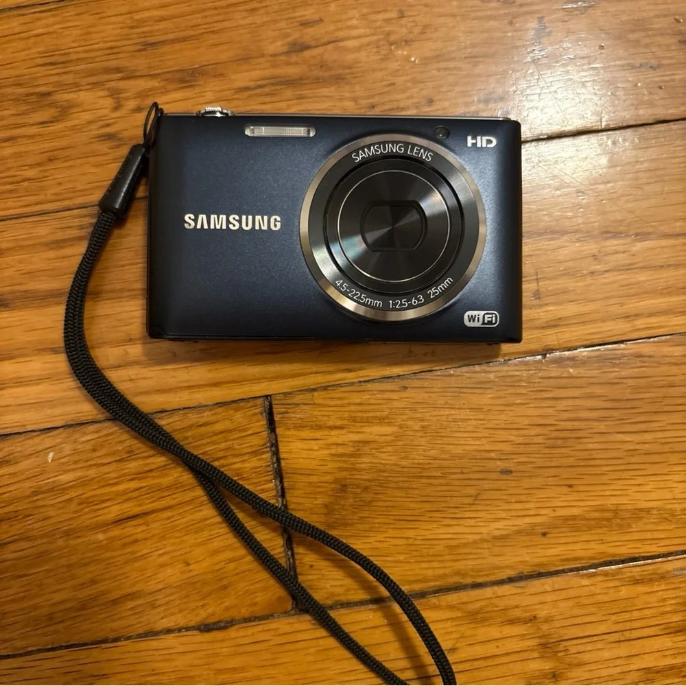 Samsung ST150F 16.2MP Smart WiFi Digital Camera BLUE